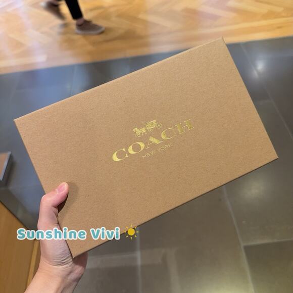 NWT COACH Boxed Long Zip Around Wallet CCL91 GRAY/SILVER Holiday gift Set - Picture 3 of 10